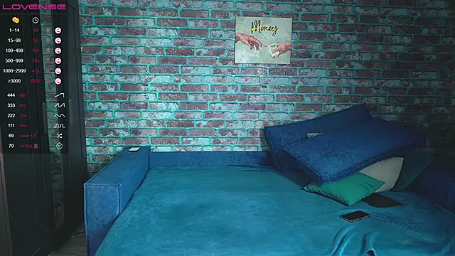 mark normal online show from 01.10.25