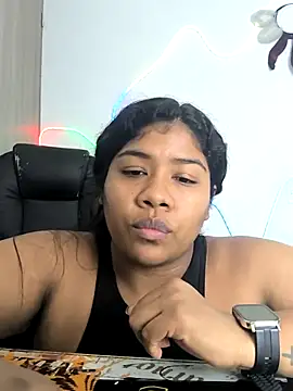 paola091 online show from 10.15.25