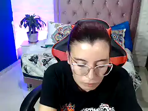 annyfischer online show from 03.19.25