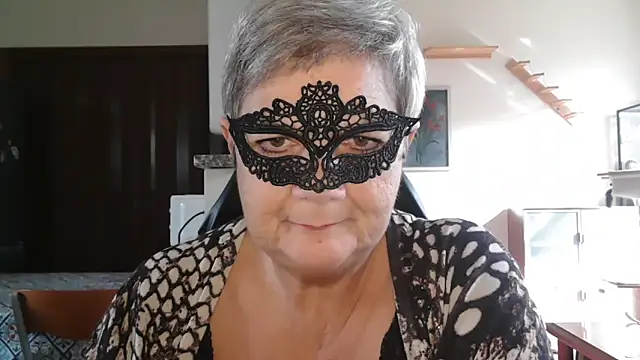 Snapshot of simona60 chatting on 10.03.25 simona60 online show from 10.03.25