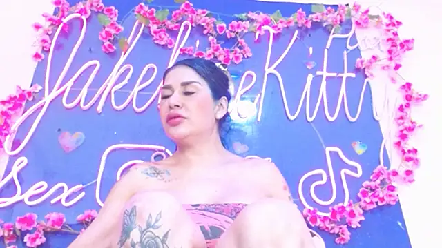 JakelineKitty online show from 11.28.25