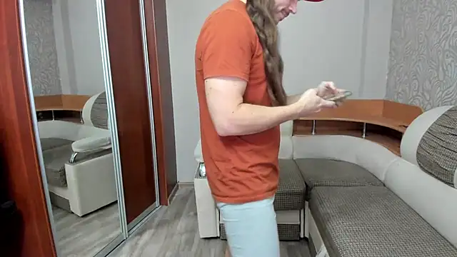 Marrymepls online show from 11.10.25