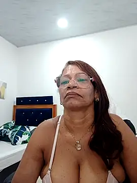 BustyMilf  online show from 10.23.25