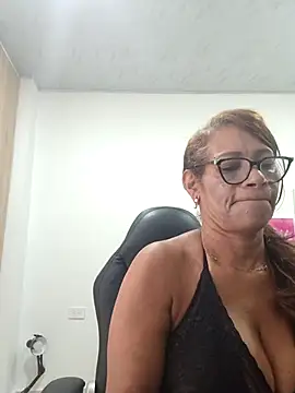 BustyMilf  online show from 11.15.25
