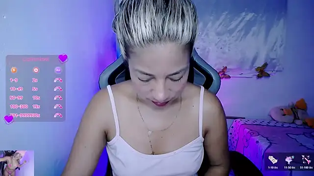 ninatiny online show from 11.23.25