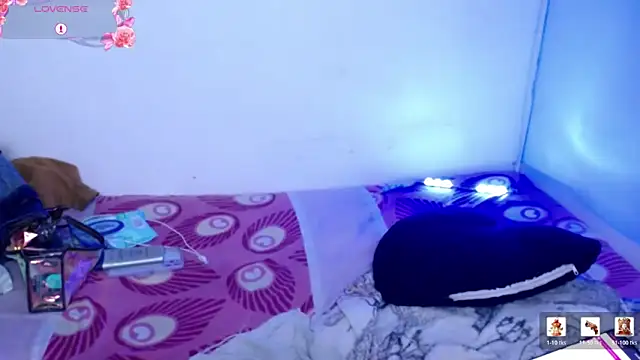 ninatiny online show from 06.03.26