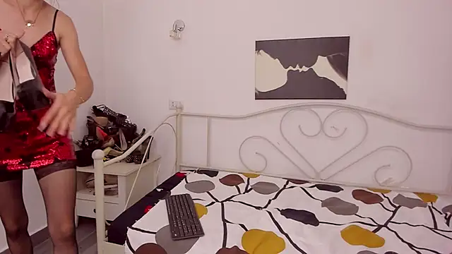 Snapshot of jessystarr chatting on 10.05.25 jessystarr online show from 10.05.25