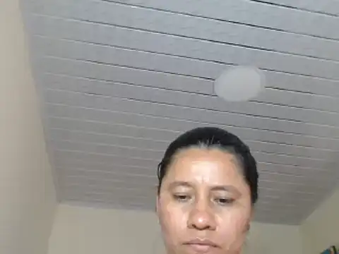 Snapshot of adrixxx38 chatting on 03.08.25 adrixxx38 online show from 03.08.25