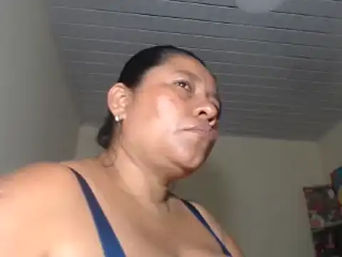 Snapshot of adrixxx38 chatting on 03.14.25 adrixxx38 online show from 03.14.25