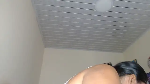 Snapshot of adrixxx38 chatting on 09.08.25 adrixxx38 online show from 09.08.25