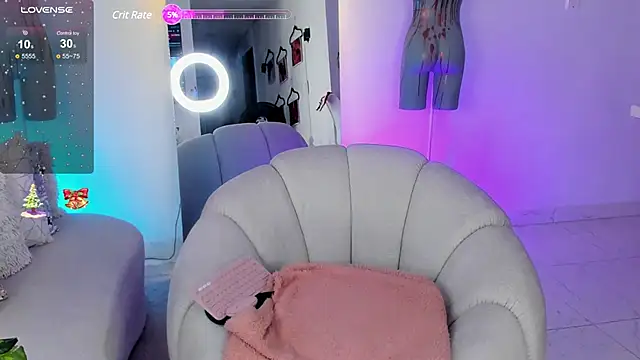 Angel Peach online show from 12.13.24