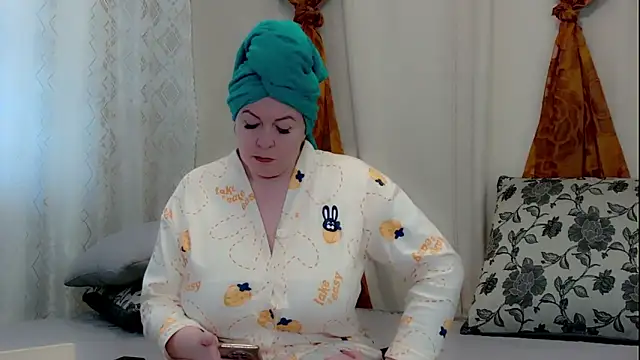 Snapshot of FreeMyFire chatting on 01.15.25 FreeMyFire online show from 01.15.25