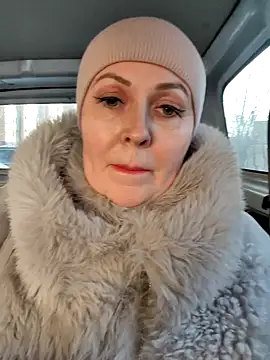 Snapshot of FreeMyFire chatting on 02.26.25 FreeMyFire online show from 02.26.25