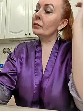 Snapshot of FreeMyFire chatting on 03.17.25 FreeMyFire online show from 03.17.25