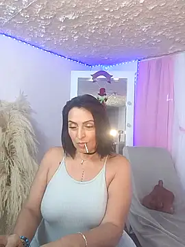 zullyxhot online show from 11.25.25