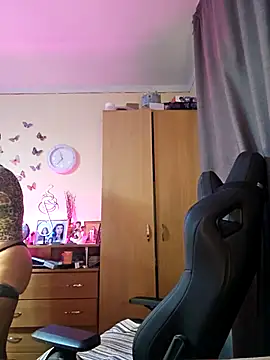 Hotangel75 online show from 09.17.25