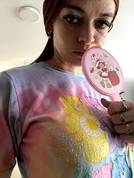 cherry weet 29 online show from 11.28.25