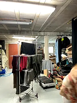 Clara-xoxo online show from 11.04.25