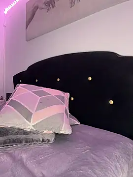 Clara-xoxo online show from 03.27.26