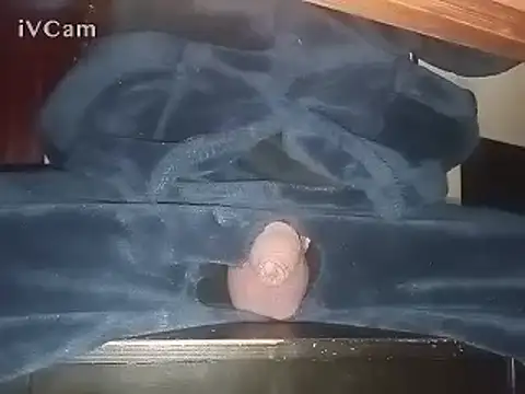 Snapshot of Bigdick666cm chatting on 12.24.24 Bigdick666cm online show from 12.24.24