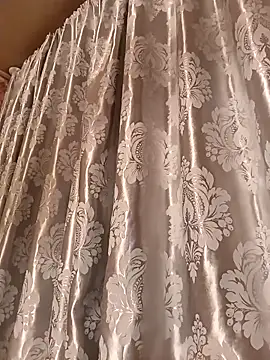 Cerd Ayaz online show from 10.24.25