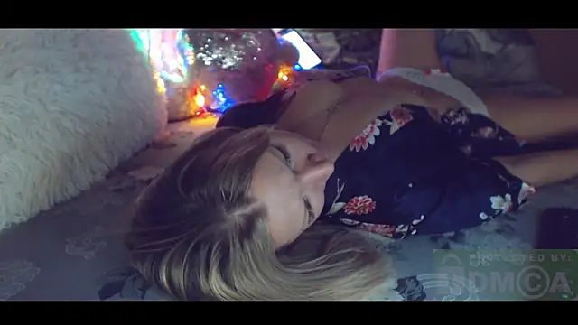 mimmi  online show from 12.04.24