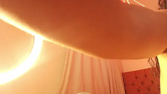 Snapshot of kathleen_brown chatting on 10.15.25 kathleen brown online show from 10.15.25