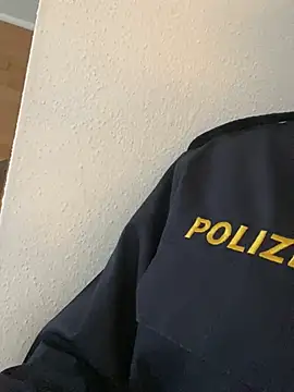 Etwas neugierig online show from 02.27.25