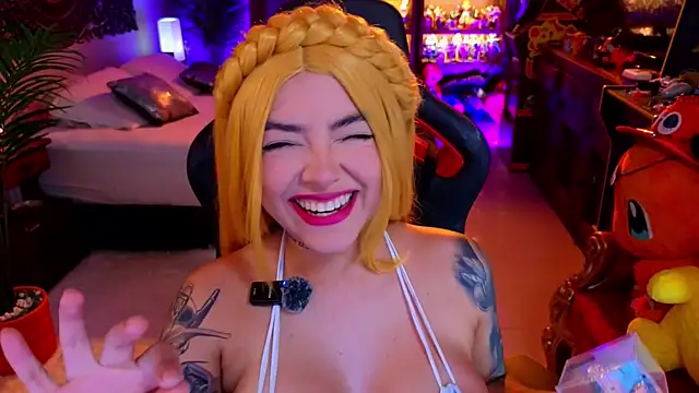 ambarEvans online show from 03.23.25