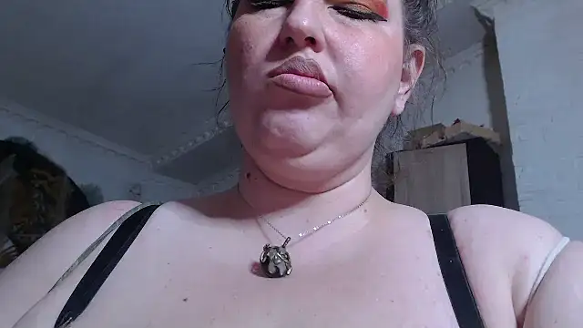 Snapshot of piticaforever chatting on 02.18.25 piticaforever online show from 02.18.25