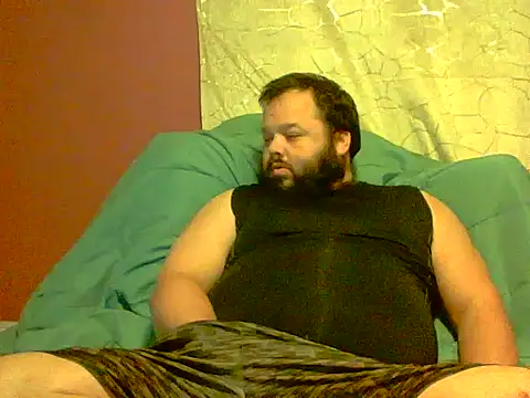 Snapshot of Strongbutgentle36 chatting on 10.19.25 Strongbutgentle36 online show from 10.19.25