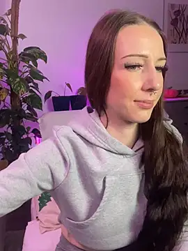 Trixie-Tainted online show from 12.03.24