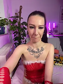 Trixie-Tainted online show from 12.21.24