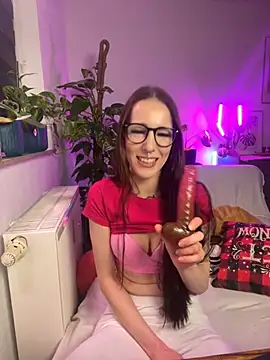 Trixie-Tainted online show from 12.28.24