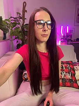 Trixie-Tainted online show from 01.02.25