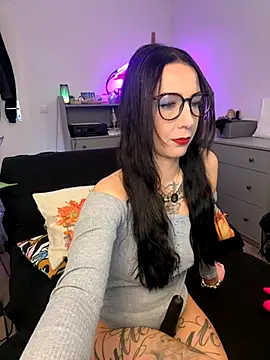 Trixie-Tainted online show from 11.09.25