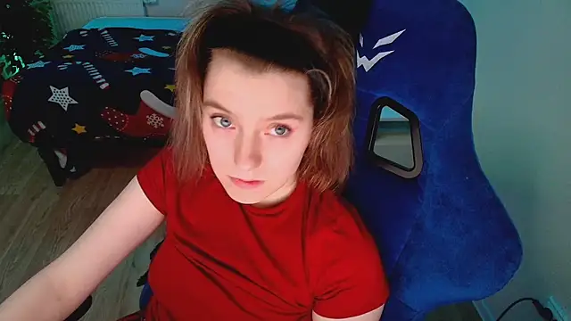 Snapshot of CranberryHot chatting on 03.01.26 CranberryHot online show from 03.01.26