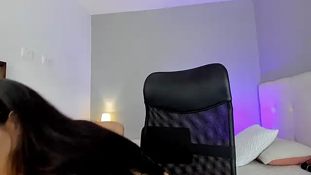 NataliaBuiles online show from 01.26.25