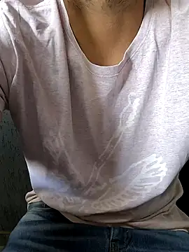 Snapshot of Leo_Big chatting on 12.19.24 Leo Big online show from 12.19.24