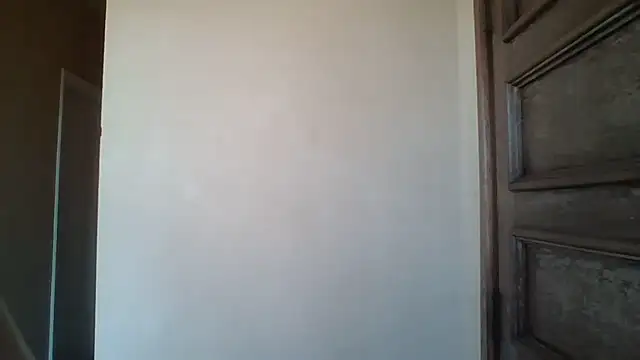 Snapshot of Leo_Big chatting on 05.04.26 Leo Big online show from 05.04.26