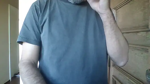 Snapshot of Leo_Big chatting on 06.22.26 Leo Big online show from 06.22.26
