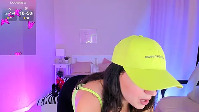 HelenaRegal online show from 01.31.25