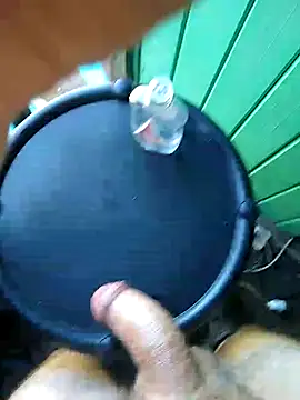 Alvaro2017 online show from 11.26.25