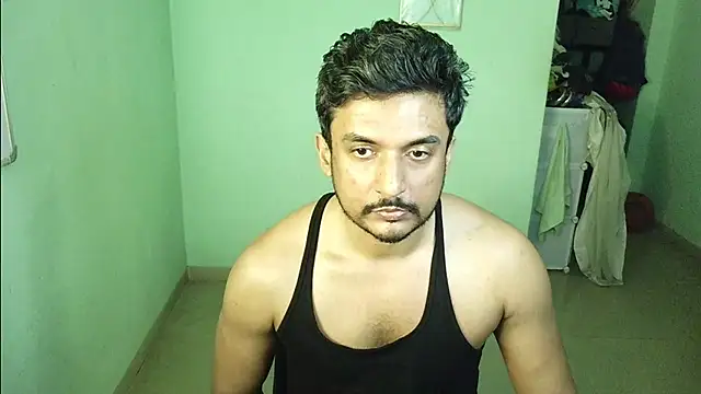 Snapshot of daringcutie chatting on 01.08.26 daringcutie online show from 01.08.26