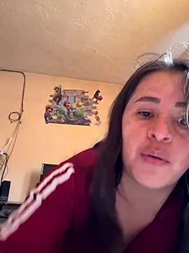 Snapshot of latinfemale chatting on 10.03.25 latinfemale online show from 10.03.25