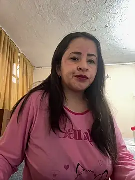 Snapshot of latinfemale chatting on 10.07.25 latinfemale online show from 10.07.25