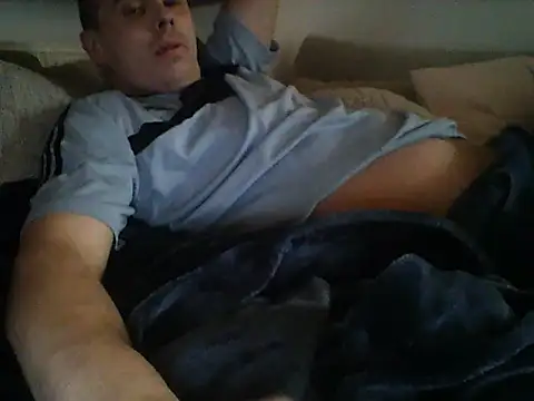 Snapshot of Pavelbure77 chatting on 02.05.25 Pavelbure77 online show from 02.05.25