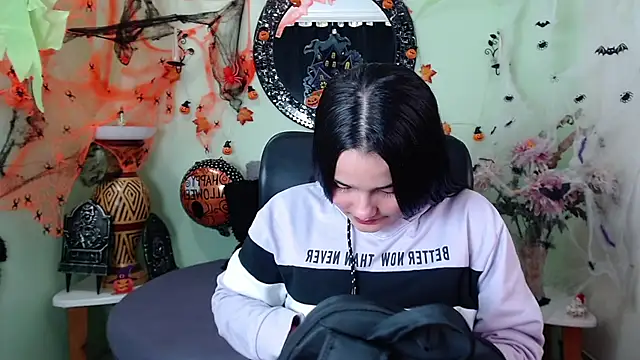 DestinyHills online show from 10.27.25