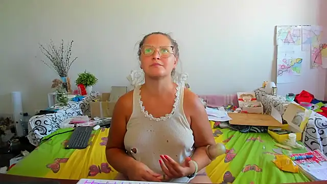 Snapshot of IamYourNarcotic chatting on 09.23.25 IamYourNarcotic online show from 09.23.25