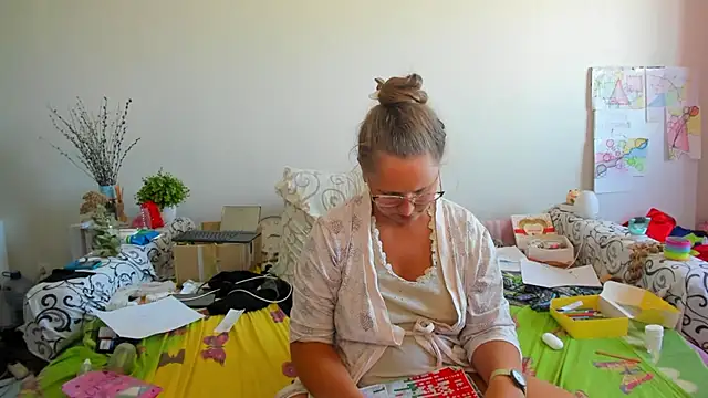 Snapshot of IamYourNarcotic chatting on 09.25.25 IamYourNarcotic online show from 09.25.25